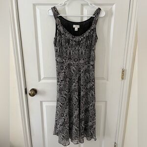 Ann Taylor LOFT Black and White Pattern Maxi Dress